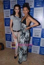at Lakme Winter fashion week 2010 day 4 on 20th Sept 2010 (45).JPG